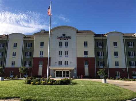 Fort riley kansas - Welcome to Fort Riley. Established in 1853 and located in the Flint Hills Region, Fort Riley is the home of the 1st Infantry Division, proudly known as the "Big Red One." Explore …